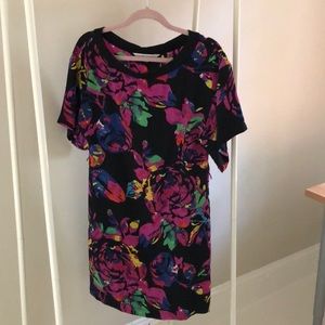 SOLD♦️Trina Turk silk dress, size 2